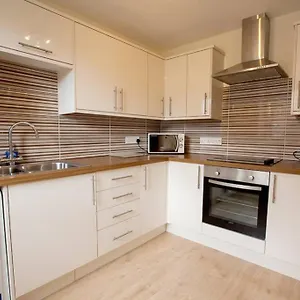 https://city-centre-executive-2-bed-apartment-with-wifi-parking.hotelsaberdeenuk.com