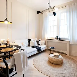 Stylish Georgian Flat - Ba1 - Walk To Crescent Bath